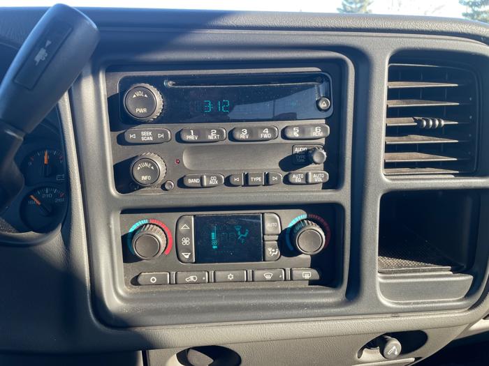 2007 chevrolet silverado-classic-1500 ls-ext.-cab-4wd for sale near fridley, minnesota 8d97b61e0f514d35be925631aa778b9f.jpeg