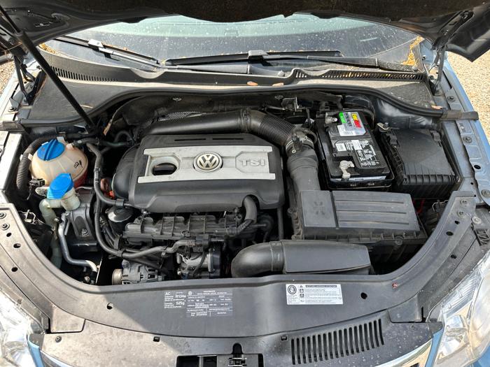 2010 volkswagen eos lux with 77575 miles for sale near elk-river, minnesota 8da50c68e6b744ab9d9bec9dc579dc01.jpeg