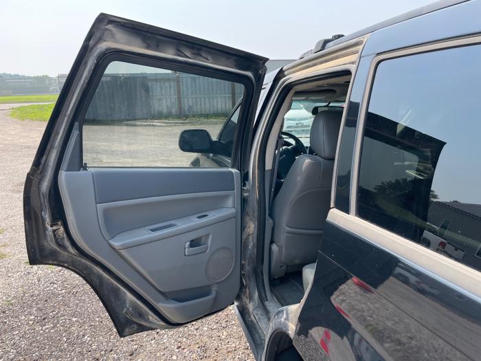 2005 jeep grand-cherokee laredo-4wd with 195717 miles for sale near elk-river, minnesota 8dd175afd4dc40188ec9a0308e178495.jpeg