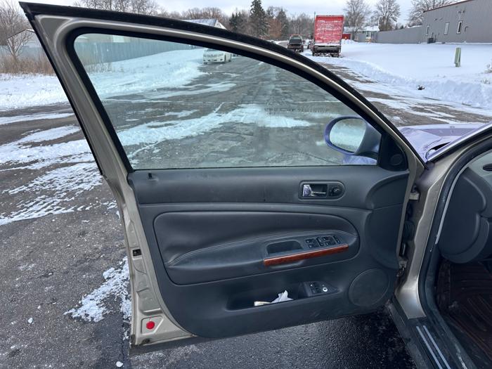 2004 volkswagen passat gls with 175048 miles for sale near elk-river, minnesota 8e2ce00227a54e6b8e9fc09c47cc3510.jpeg
