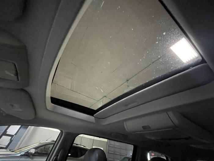 2009 volkswagen routan sel with 175091 miles for sale near elk-river, minnesota 8e980b9d0f5244748afe7ca4ec63b85b.jpg