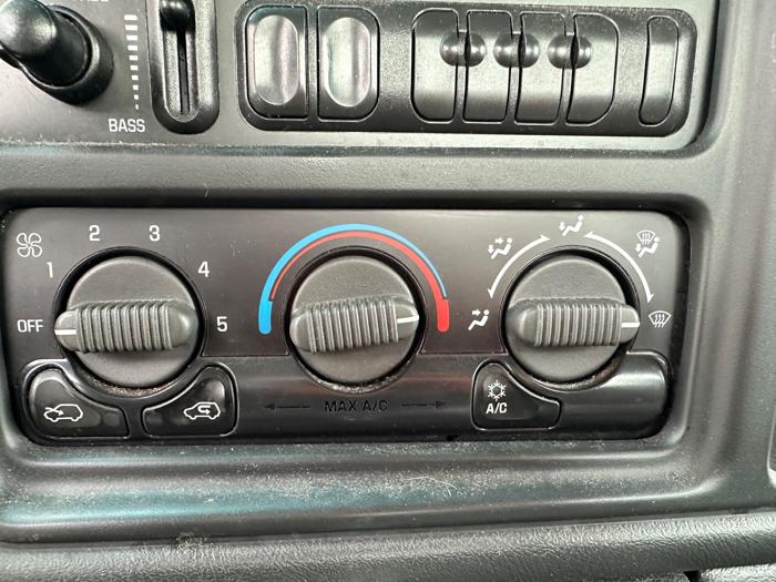 2002 chevrolet silverado-1500 short-bed-4wd with 283000 miles for sale near elk-river, minnesota 8ec28cae6cd14e2bb5b555e54a7df3ca.jpeg