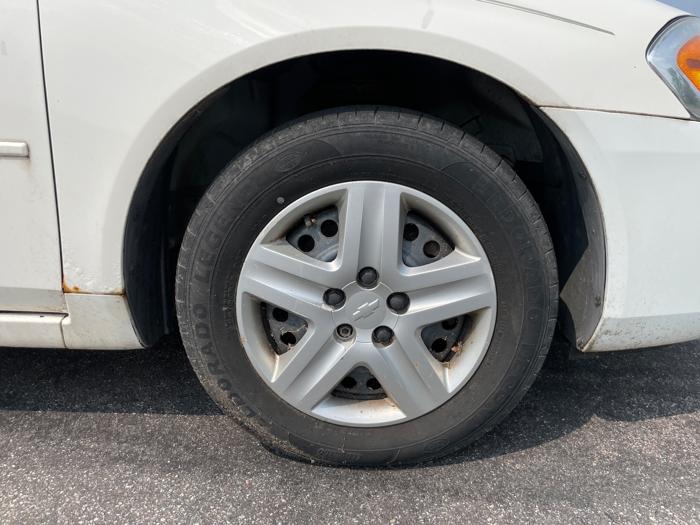 2007 chevrolet impala lt1-3.5l with 223720 miles for sale near elk-river, minnesota 8ee622b4356340f0939fbb163c16e44a.jpeg