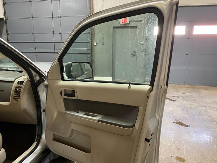 2010 ford escape xlt with 221275 miles for sale near elk-river, minnesota 8eeb51fcb5d242529f77fd853d6d81c2.jpg