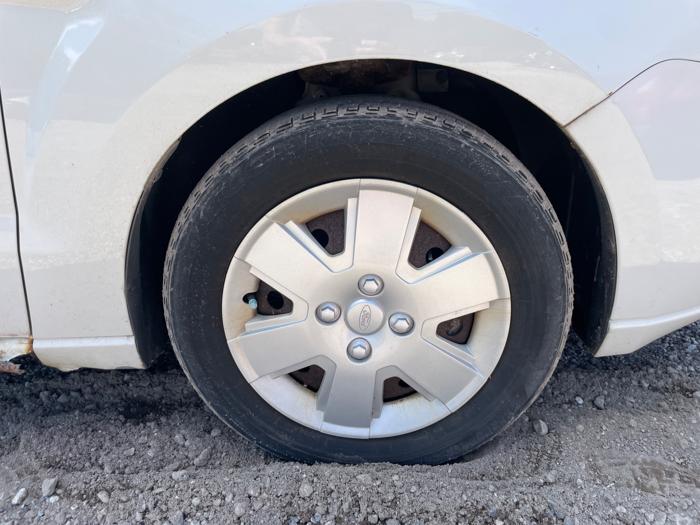 2009 ford focus s-sedan with 120973 miles for sale near elk-river, minnesota 8eecd0b8254c436e81e9ce78079c4015.jpeg