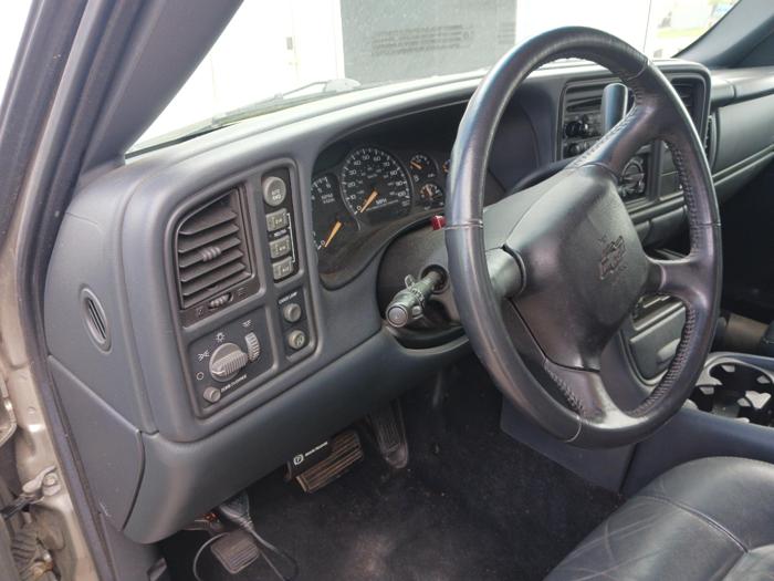 2002 chevrolet silverado-1500 ext.-cab-short-bed-4wd with 219563 miles for sale near elk-river, minnesota 8ef40c4e366d420ca060ddcf5a316b4e.jpg