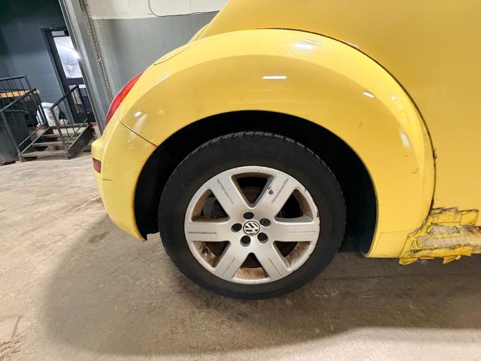 2007 volkswagen new-beetle 2.5l with 122594 miles for sale near elk-river, minnesota 8f0021041276486fbb1d2f53b8c09a17.jpeg