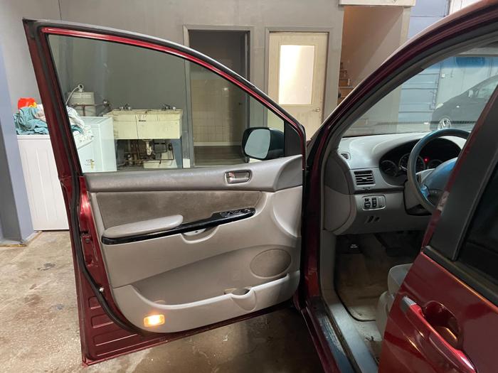 2004 toyota sienna ce with 237320 miles for sale near elk-river, minnesota 8f2e618d84074e41bb85af307c3129d7.jpg