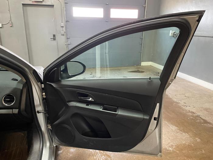 2015 chevrolet cruze 1lt-auto with 177421 miles for sale near elk-river, minnesota 8f686dee18be428184f35b6598f51820.jpg