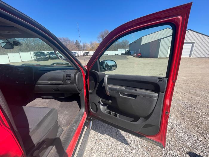 2011 chevrolet silverado 1500 with 114910 miles for sale near elk-river, minnesota 8f762d6dc89a4046a7b255a7757f2a93.jpg