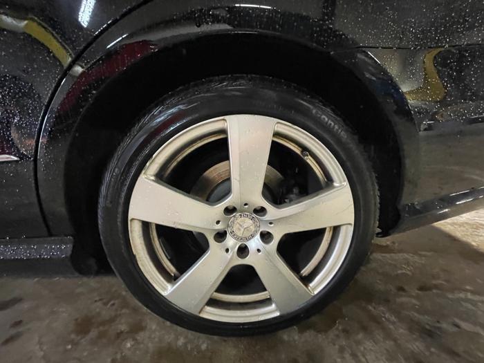 2010 mercedes-benz e-class e350-sedan-4matic with 102977 miles for sale near elk-river, minnesota 8f856d031237432992abfe810e8fbd36.jpeg