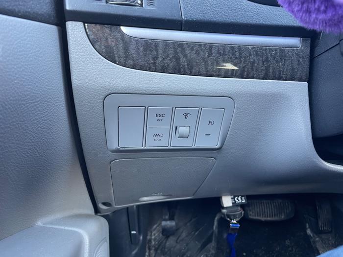 2009 hyundai santa-fe limited-awd with 206664 miles for sale near burnsville, minnesota 8f8c60c3b94b4253b819750c5fd1b7c8.jpeg