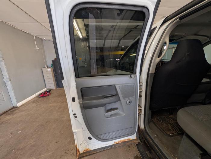 2006 dodge ram-1500 laramie-quad-cab-4wd with 183133 miles for sale near elk-river, minnesota 8fbfbc7ec4904106ab4cd7404fda2670.jpg