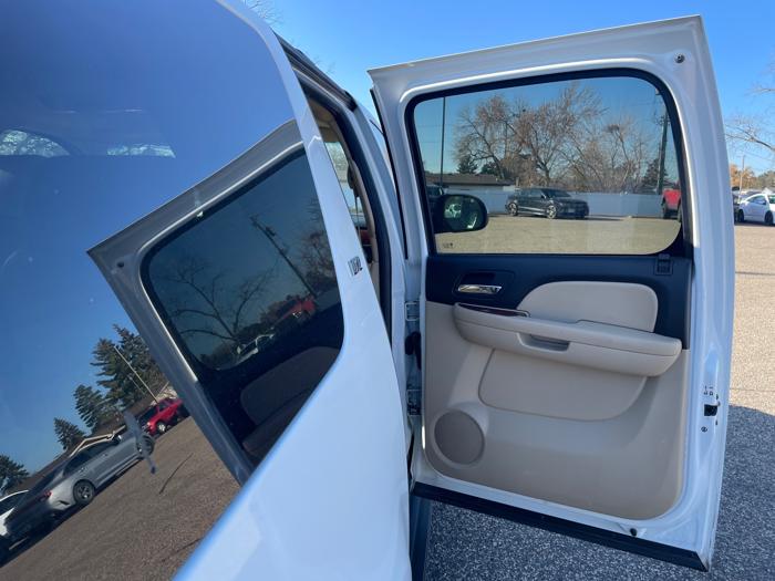 2007 chevrolet suburban lt1-1500-4wd with 255688 miles for sale near fridley, minnesota 8fe0b297fea243fa9f9f67633fd4dfb4.jpeg