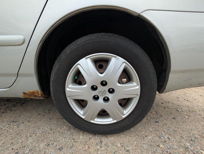 2005 toyota corolla ce with 194833 miles for sale near elk-river, minnesota 8ff310dffde04770b5afafa0ab3aa3f5.jpg