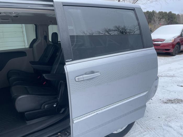 2013 chrysler town-and-country touring with 146210 miles for sale near elk-river, minnesota 8ff612bb4473452292cb4b7a3212ee83.jpg