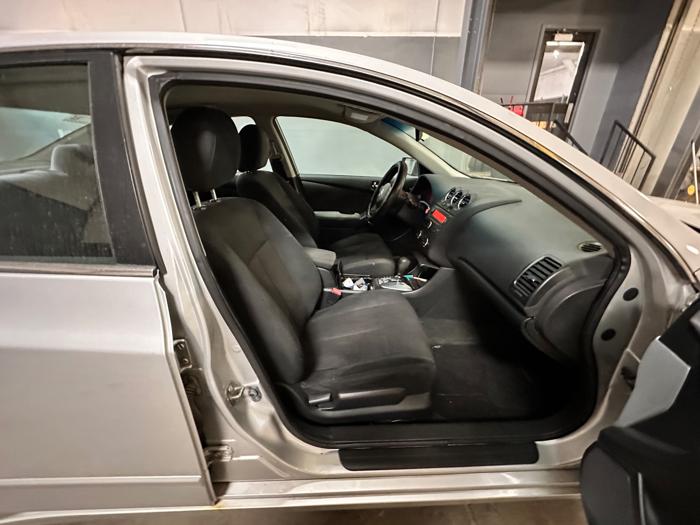 2012 nissan altima 2.5-s with 200657 miles for sale near elk-river, minnesota 90001be6c4de469a808ceb0b5a29e453.jpeg