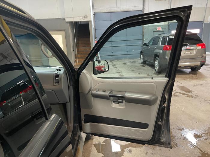2003 Ford Explorer Sport Trac