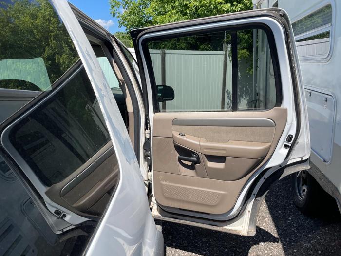2003 Ford Explorer
