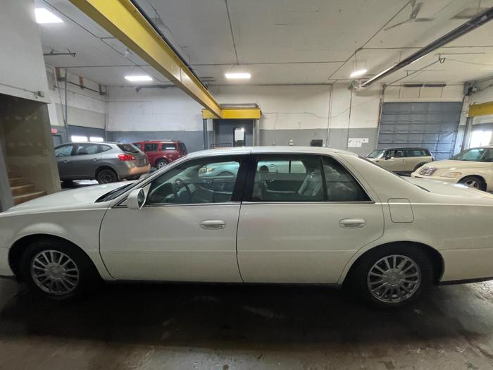 2003 cadillac deville with 99415 miles for sale near elk-river, minnesota 90565cb30b784ab5a149b0715627fe5b.jpg