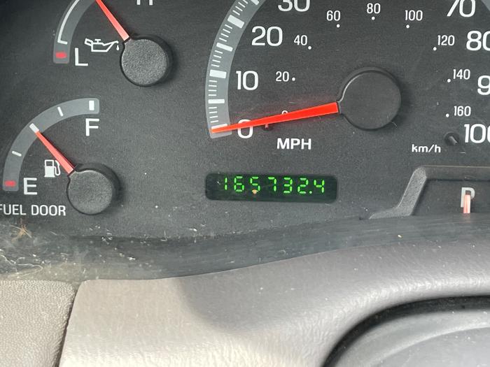 2003 ford f-150 xl-supercab-4wd with 165732 miles for sale near burnsville, minnesota 908a6cb944d545d7a25106f8c6c50c14.jpeg