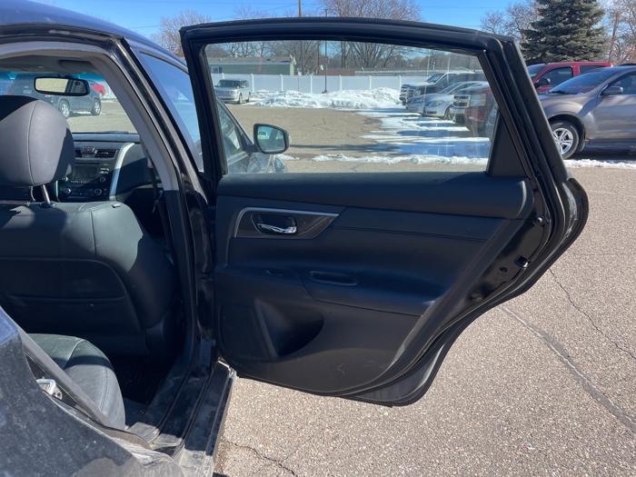 2013 nissan altima 3.5-sv with 198003 miles for sale near fridley, minnesota 908fee68d492495885a65edd23938d26.jpeg