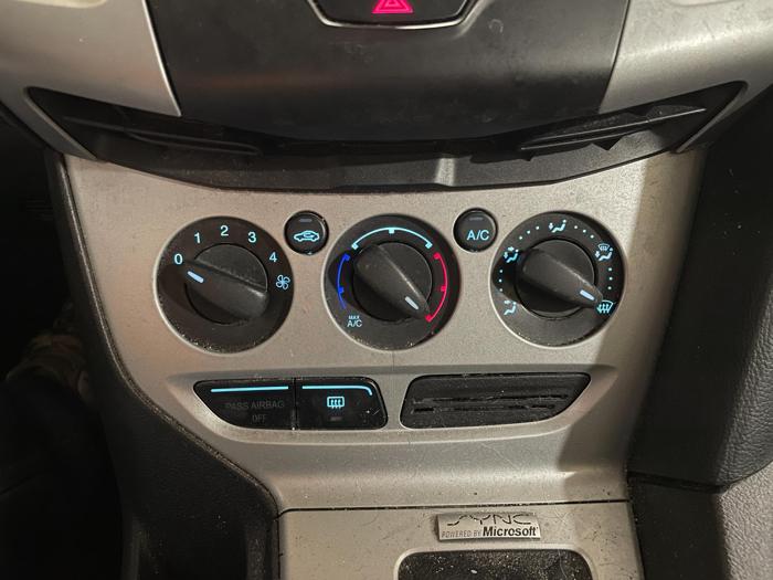 2014 ford focus se with 122040 miles for sale near elk-river, minnesota 909121e9a64248b59948aa75c84f22d0.jpg