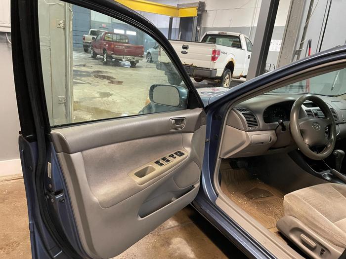 2002 toyota camry se with 197314 miles for sale near elk-river, minnesota 90a0f38940294fb8b739a61878d50f67.jpg