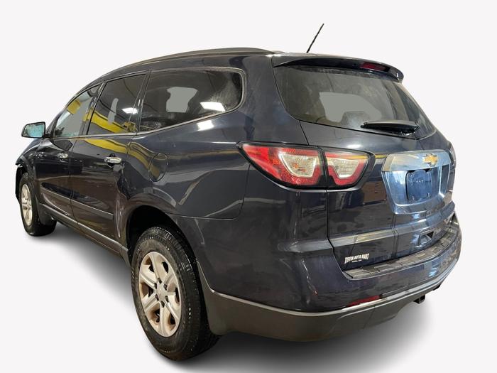 2015 chevrolet traverse ls with 245538 miles for sale near elk-river, minnesota 9112b01c25444174890404a4056df53b.jpg
