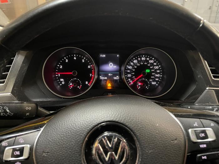 2019 volkswagen tiguan se-4motion-awd with 195548 miles for sale near elk-river, minnesota 91268ef001054b30b7be4e73ae6f18df.jpeg