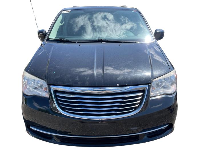 2014 chrysler town-&-country touring with 161623 miles for sale near elk-river, minnesota 9142e7cd49c84d64abf5e587e344d365.jpg