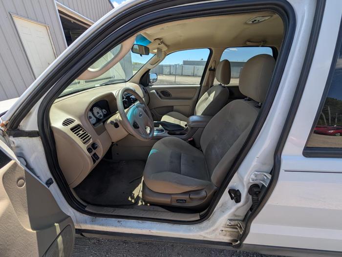 2005 ford escape xlt-4wd with 181896 miles for sale near elk-river, minnesota 918a9dabd7854b2fae3b10fea65fda77.jpg