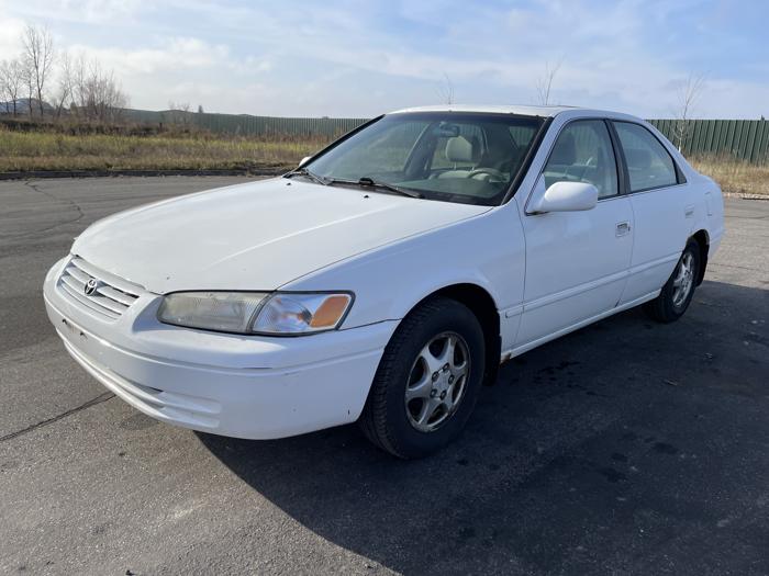 1998 toyota camry sel with 171459 miles for sale near elk-river, minnesota 918dca7e40fe489583f161165b7843da.jpg