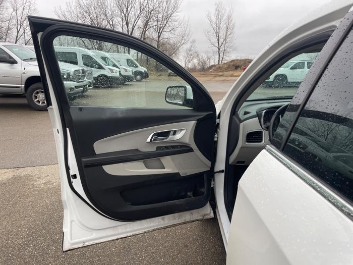 2017 chevrolet equinox lt-awd with 106420 miles for sale near alexandria, minnesota 91a290f27290418a8ffa4e469a80ba0f.jpeg