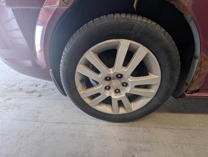 2009 saturn aura xr with 130074 miles for sale near elk-river, minnesota 91b776f319da47759f558d54792145de.jpg