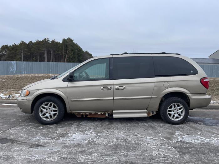2002 chrysler town-and-country ex--touring-edition with 145628 miles for sale near elk-river, minnesota 91d6ae0aff2949d5997587eff990f985.jpg