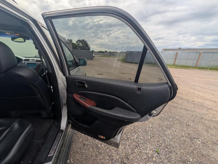 2003 acura mdx touring with 248789 miles for sale near elk-river, minnesota 91e4f4a4a198449ca6ce4370b3598695.jpg