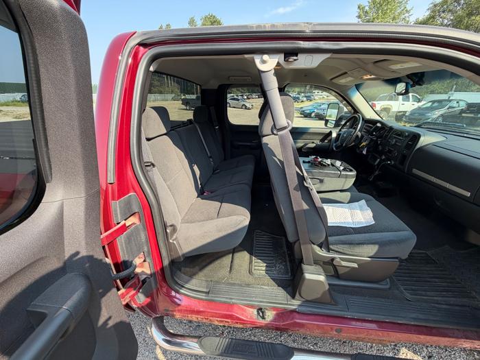 2007 gmc sierra-1500 sle1-ext.-cab-4wd with 167947 miles for sale near elk-river, minnesota 91f836ab7cd4465e9b81c763693968c6.jpeg