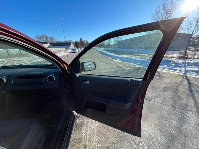 2007 ford freestyle limited-fwd with 227476 miles for sale near elk-river, minnesota 920f42e82d724b4a8ec07d182684e045.jpeg