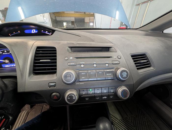 2010 honda civic ex-sedan-5-speed-at with 138627 miles for sale near elk-river, minnesota 92e863065cf64d939a1d913a254a1767.jpg