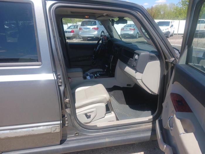 2007 jeep commander limited-4wd with 107317 miles for sale near elk-river, minnesota 92f24bb1ced44cc4bee3d75b46a73699.jpg