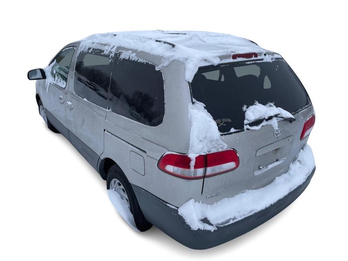 2001 toyota sienna le for sale near elk-river, minnesota 930c6332ba92436391f67683201591b9.jpg