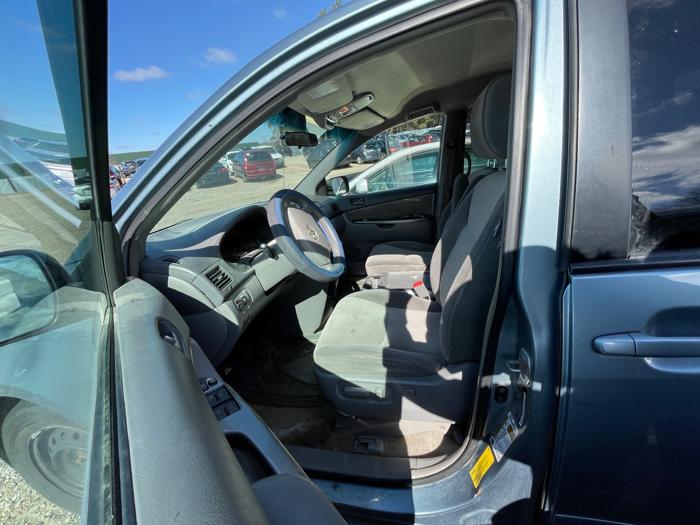 2009 toyota sienna ce-fwd-7-passenger with 318979 miles for sale near elk-river, minnesota 931454d19ef643cfb88ce15430e2f1f4.jpeg