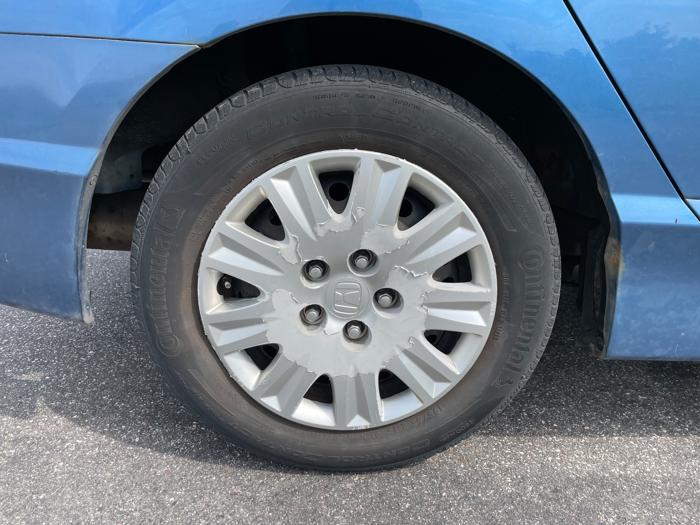 2010 honda civic dx-vp-sedan-5-speed-at with 219582 miles for sale near elk-river, minnesota 931ae2632f5b471abf294a7dc612da4d.jpeg