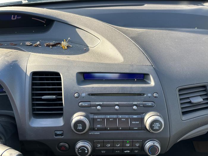 2009 honda civic lx-sedan-5-speed-at with 123359 miles for sale near elk-river, minnesota 93252c255b1e45febb10a290809b165a.jpeg