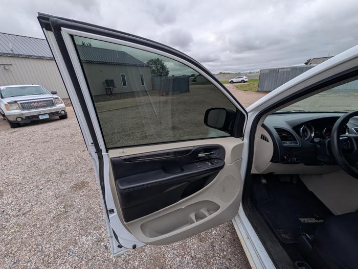 2012 dodge grand-caravan crew with 266106 miles for sale near elk-river, minnesota 9328ff064951411f8a790e332e0fa3b4.jpg