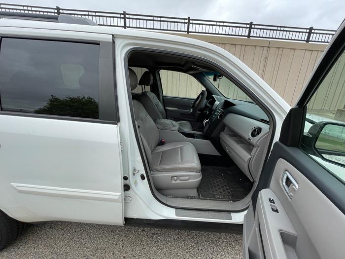 2009 honda pilot ex-l-4wd with 269405 miles for sale near burnsville, minnesota 9341ce225de5493b9ffaa65459411c7e.jpeg
