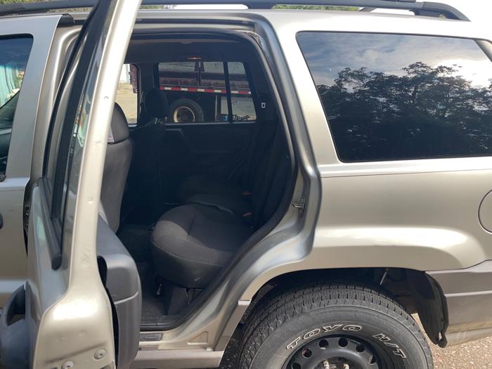 2004 jeep grand-cherokee laredo-4wd with 154499 miles for sale near maplewood, minnesota 9379531bfc9b42668c08f60d83ca4b6f.jpeg