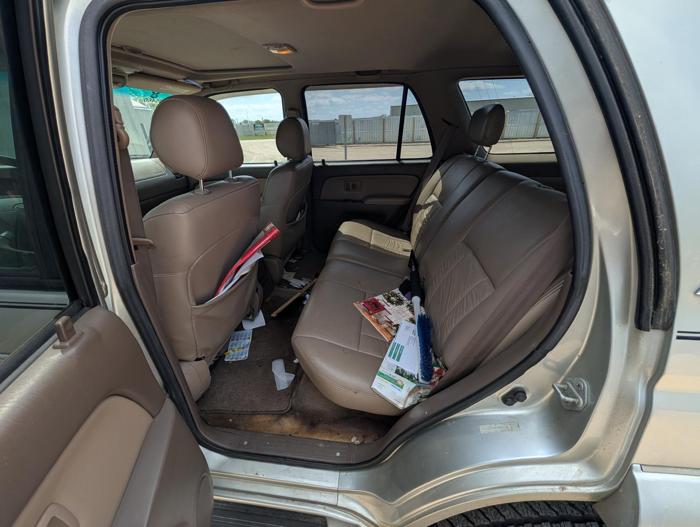 2000 toyota 4runner limited-4wd with 135832 miles for sale near elk-river, minnesota 938714351c29491f9c7c398062849b02.jpg