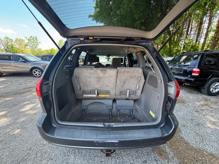 2007 toyota sienna ce-fwd-7-passenger with 198735 miles for sale near elk-river, minnesota 93bc1e12ae9a47769801ae4659c760ad.jpeg